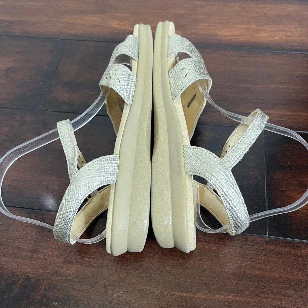 SAS NEW Duo Adjustable Gold Leather Comfort Sandals 8W Wide Walking Outdoors - Picture 5 of 8